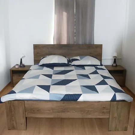 M&m Apartamento *